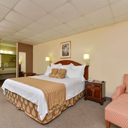 Americas Best Value Inn And Suites Victoria Ngoại thất bức ảnh